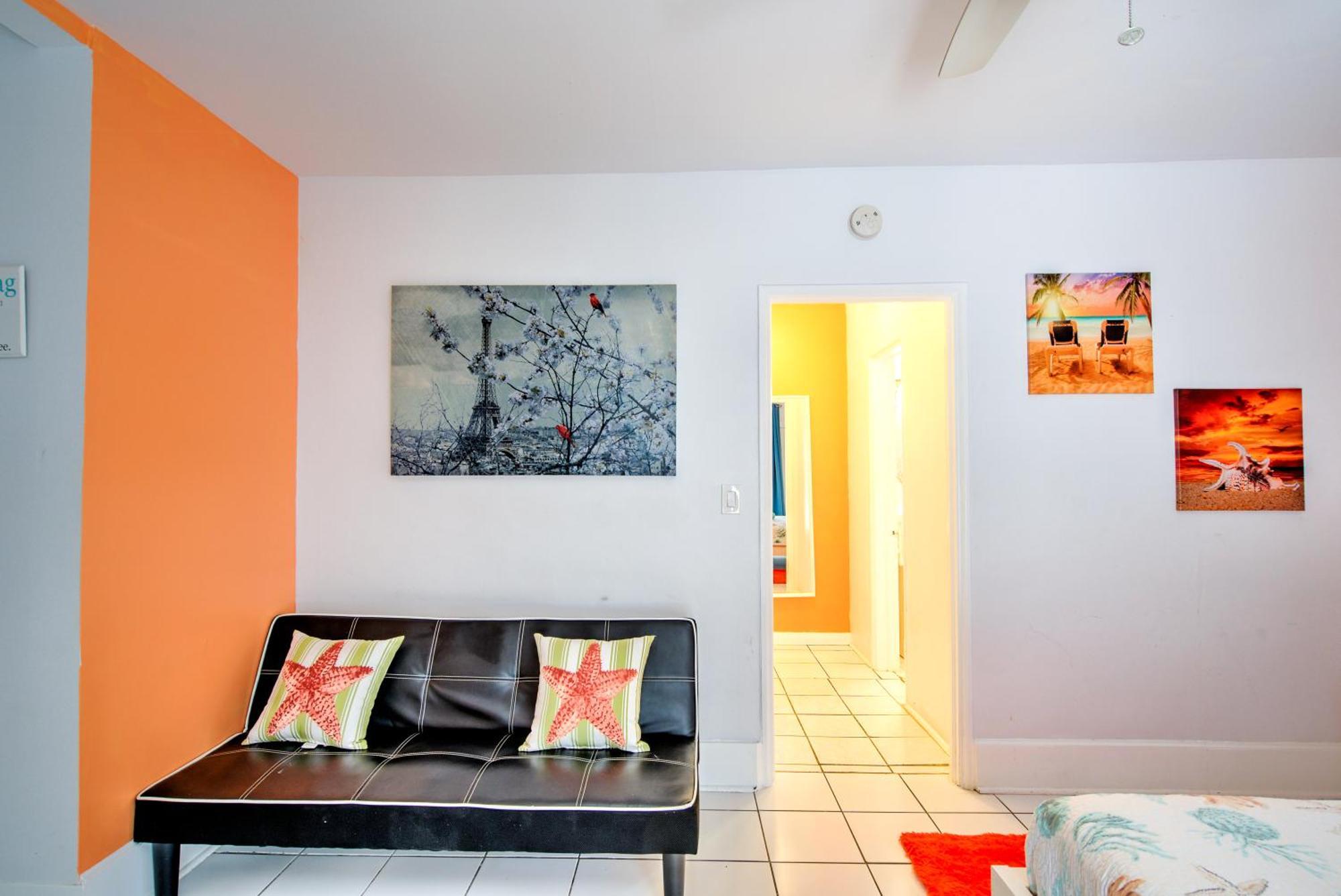 Little Paris By The Ocean Self Check In Hotel Fort Lauderdale Exterior photo